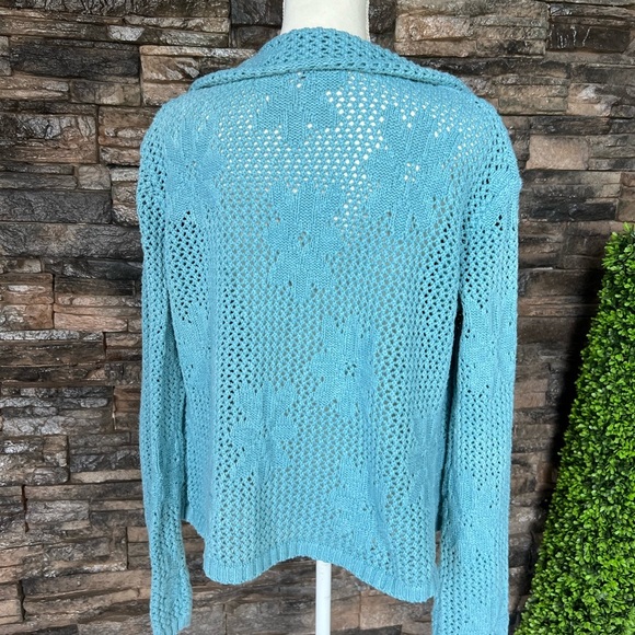 Vibrant Blue Cable Knit Cardigan with Classic Collar - Picture 2 of 9